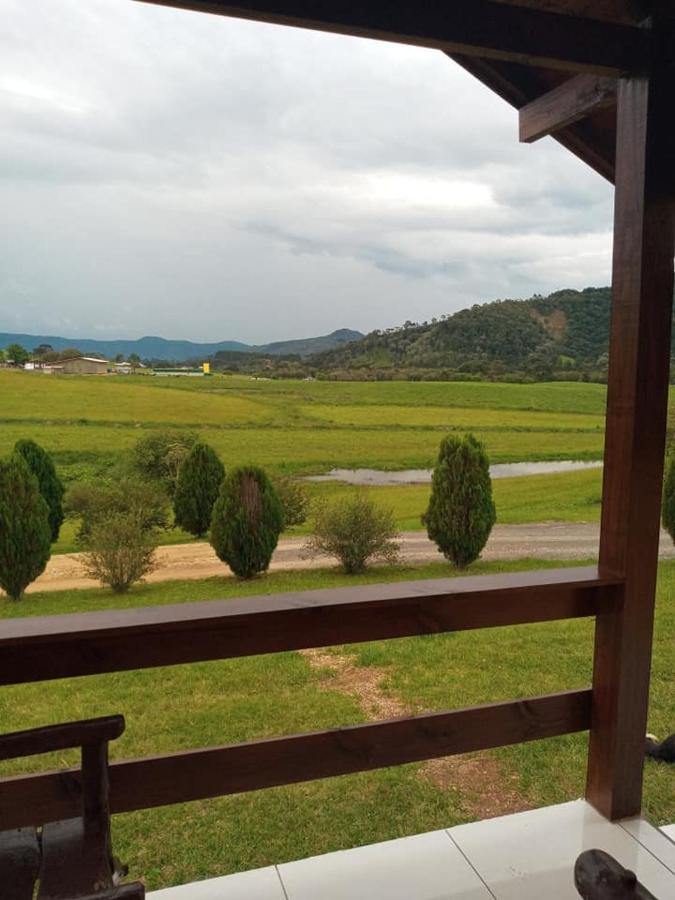 Cabana Caminho Das Borboletas Bom Retiro  Εξωτερικό φωτογραφία